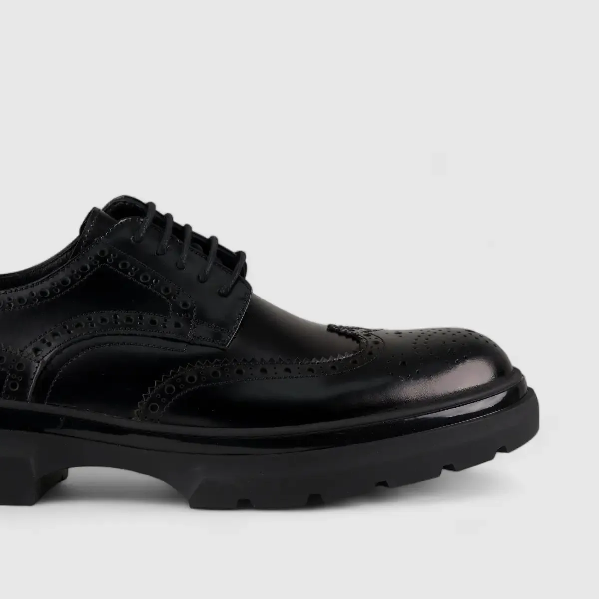 Bulletti Lace Up Chunky Sole Black 8811