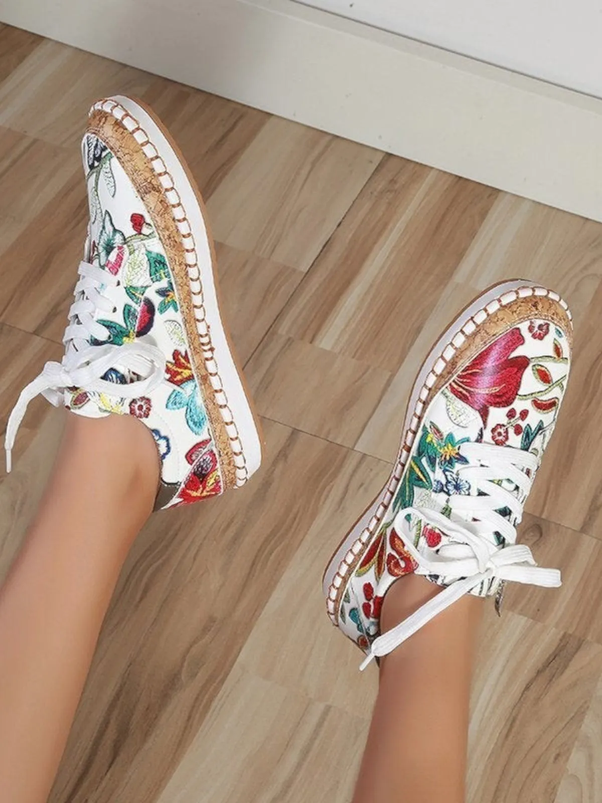 Evy Floral Color Print Sneakers