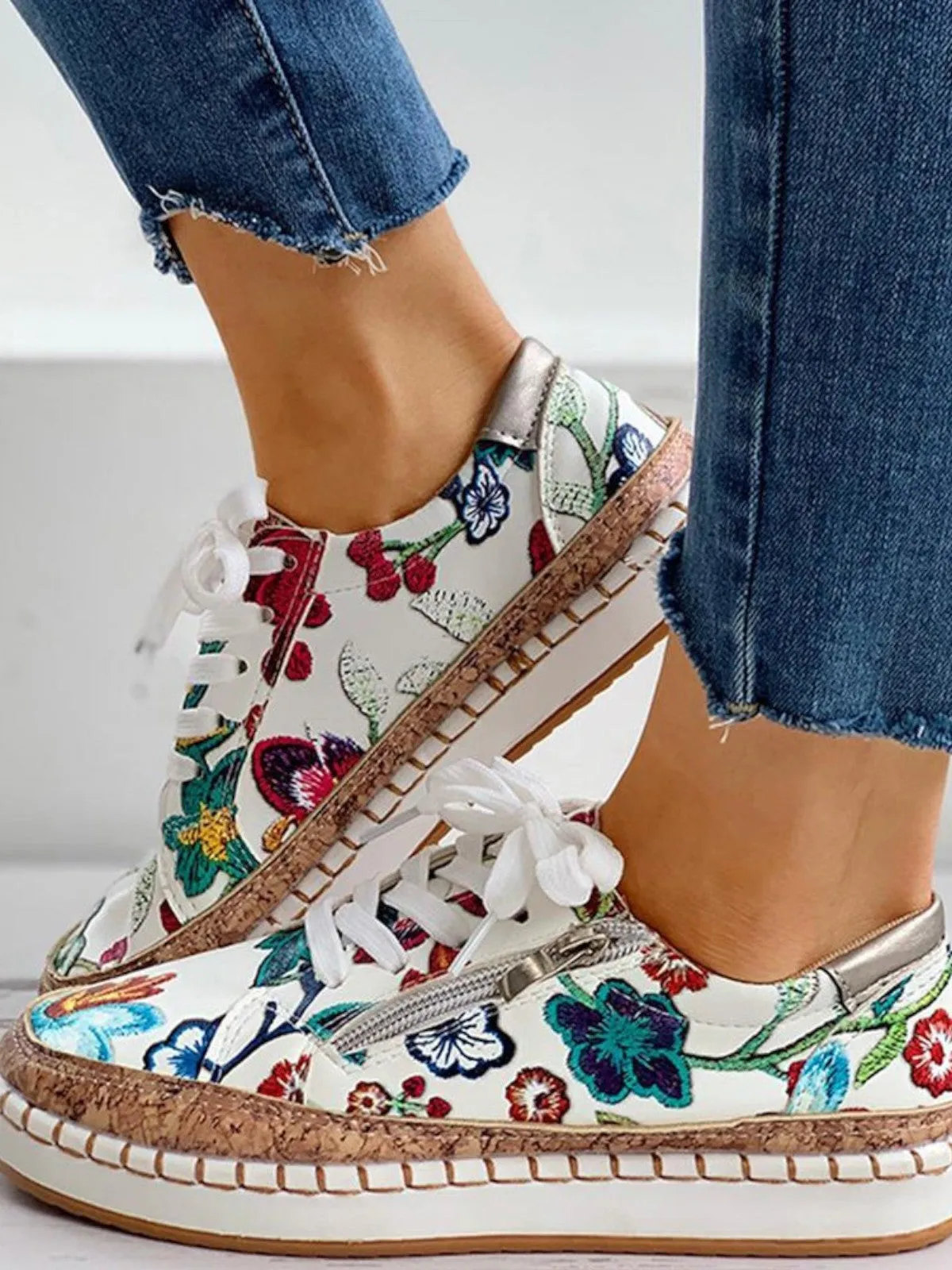 Evy Floral Color Print Sneakers