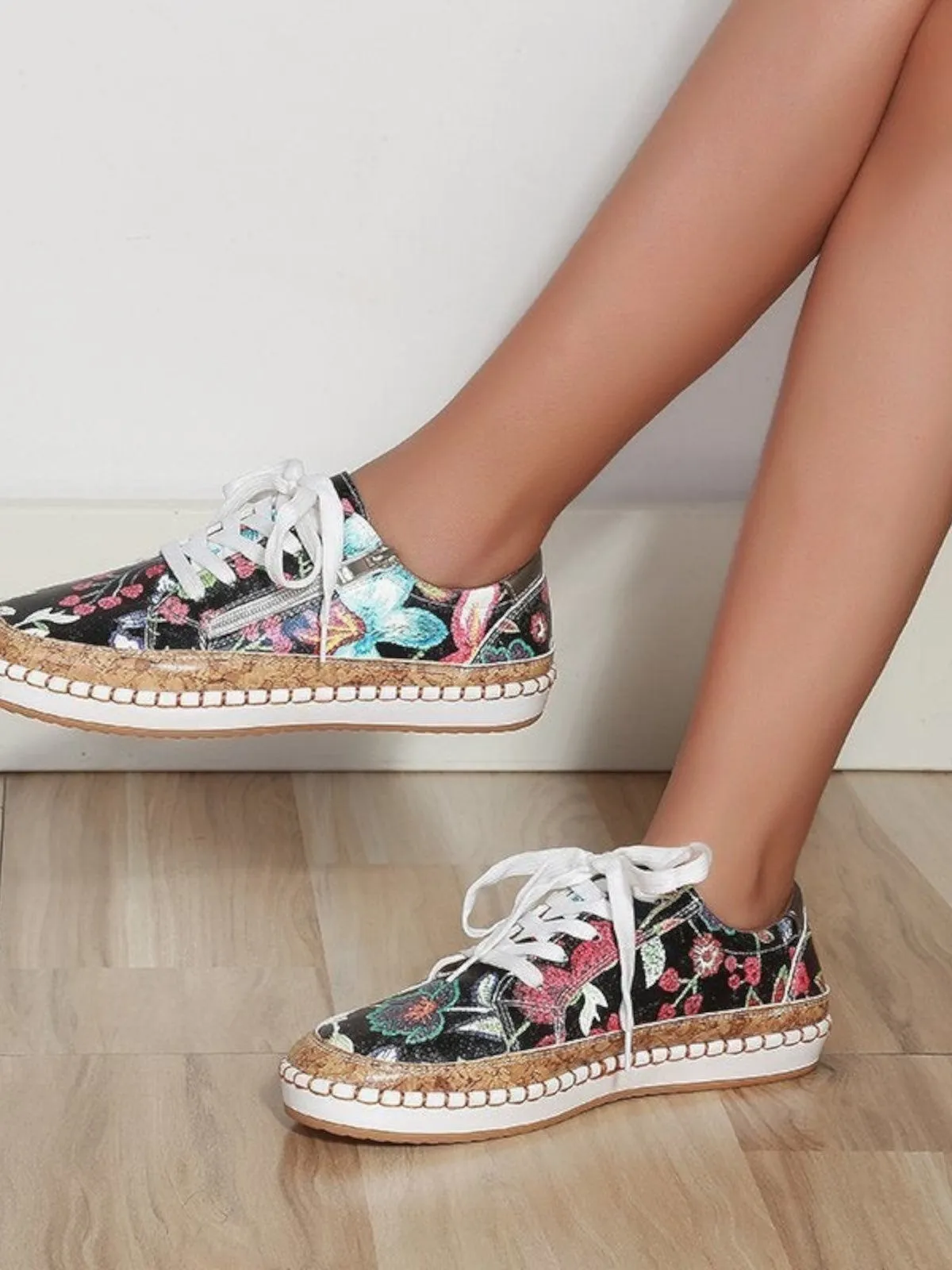 Evy Floral Color Print Sneakers