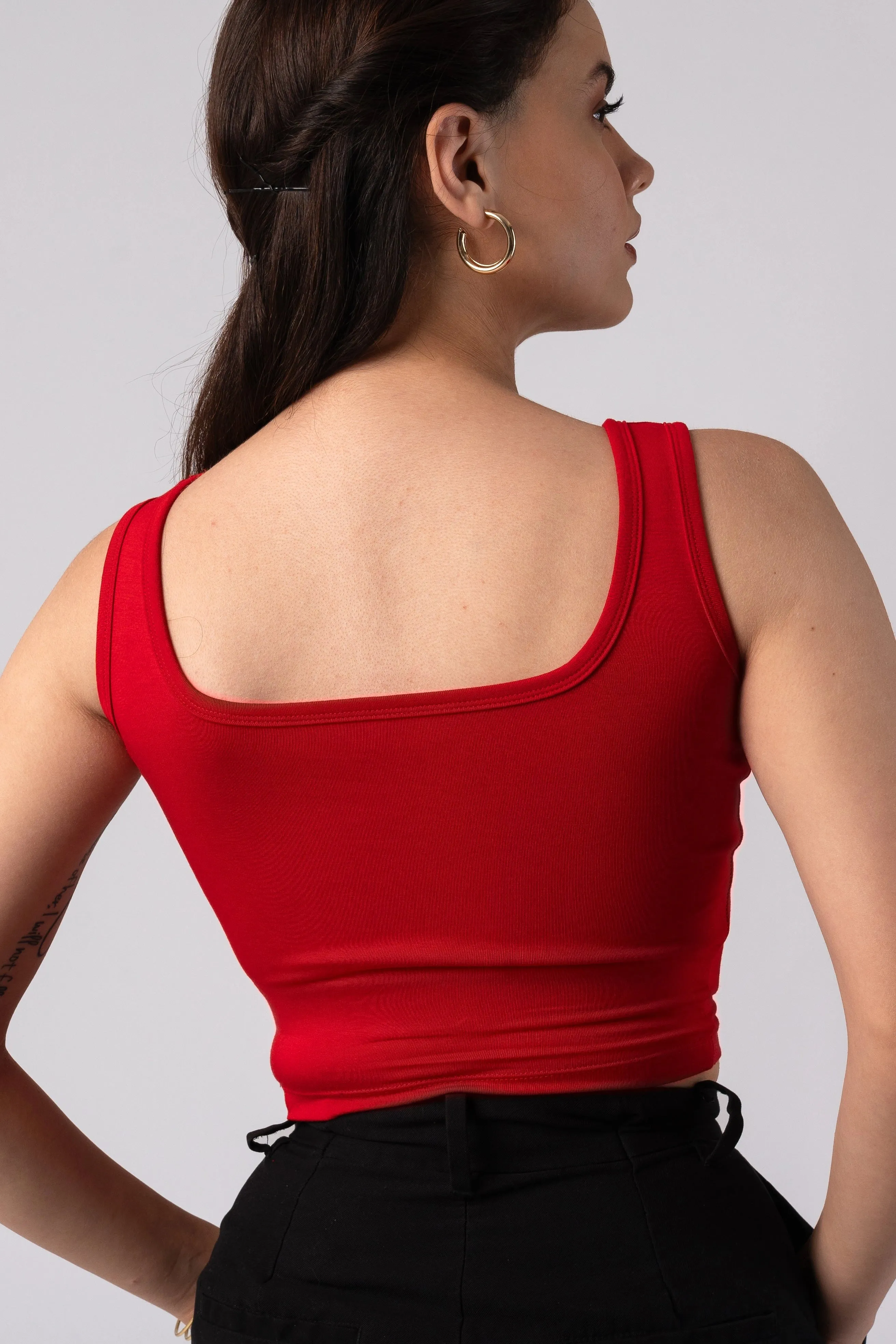 Fresh & Fierce: Crop Tops for Bold Looks