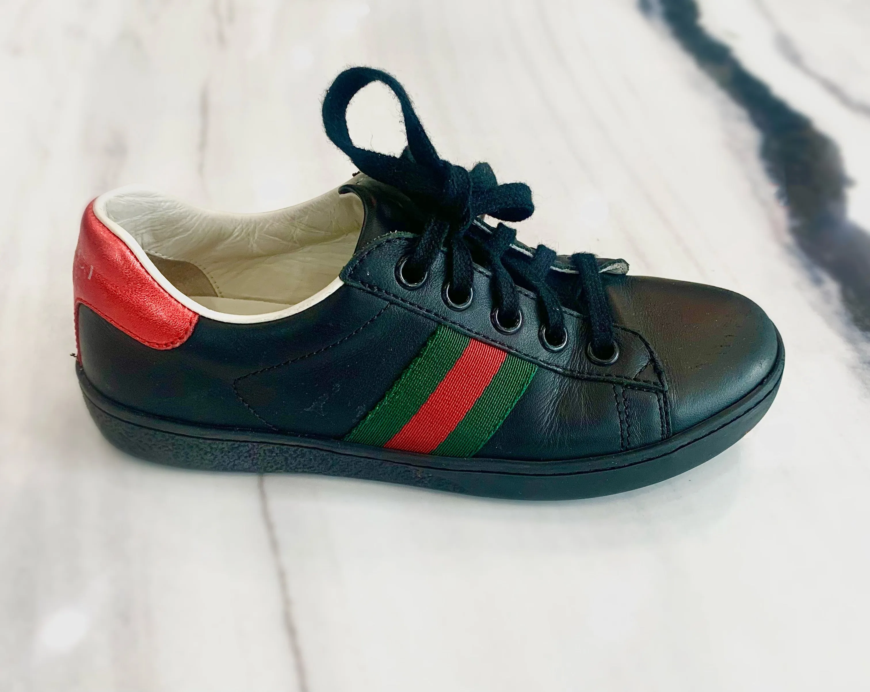 GUCCI BLACK LEATHER LOW-TOP TODDLER SNEAKERS