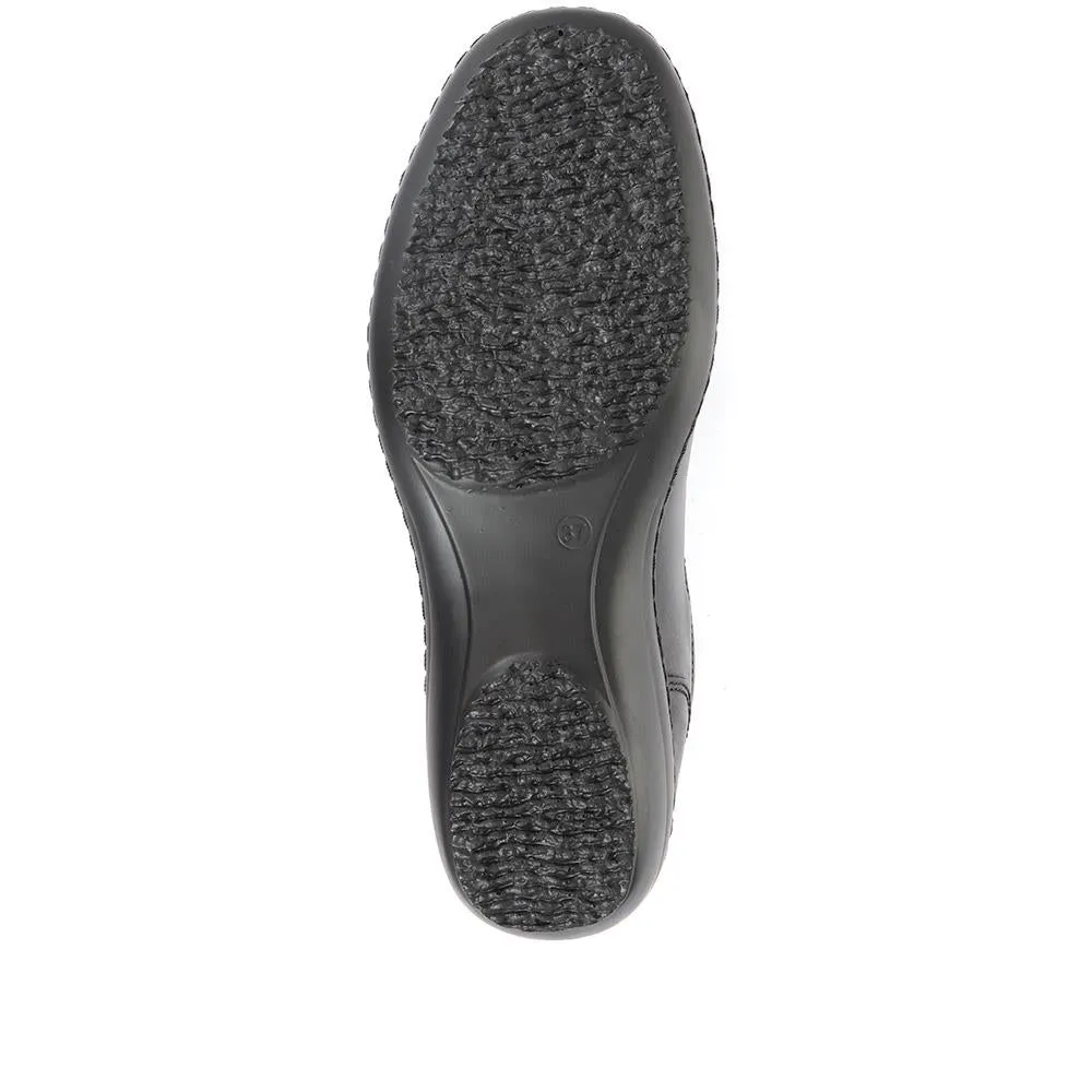 Leather Wider-Fit Slip-On Shoes - HAK2208 / 306 360