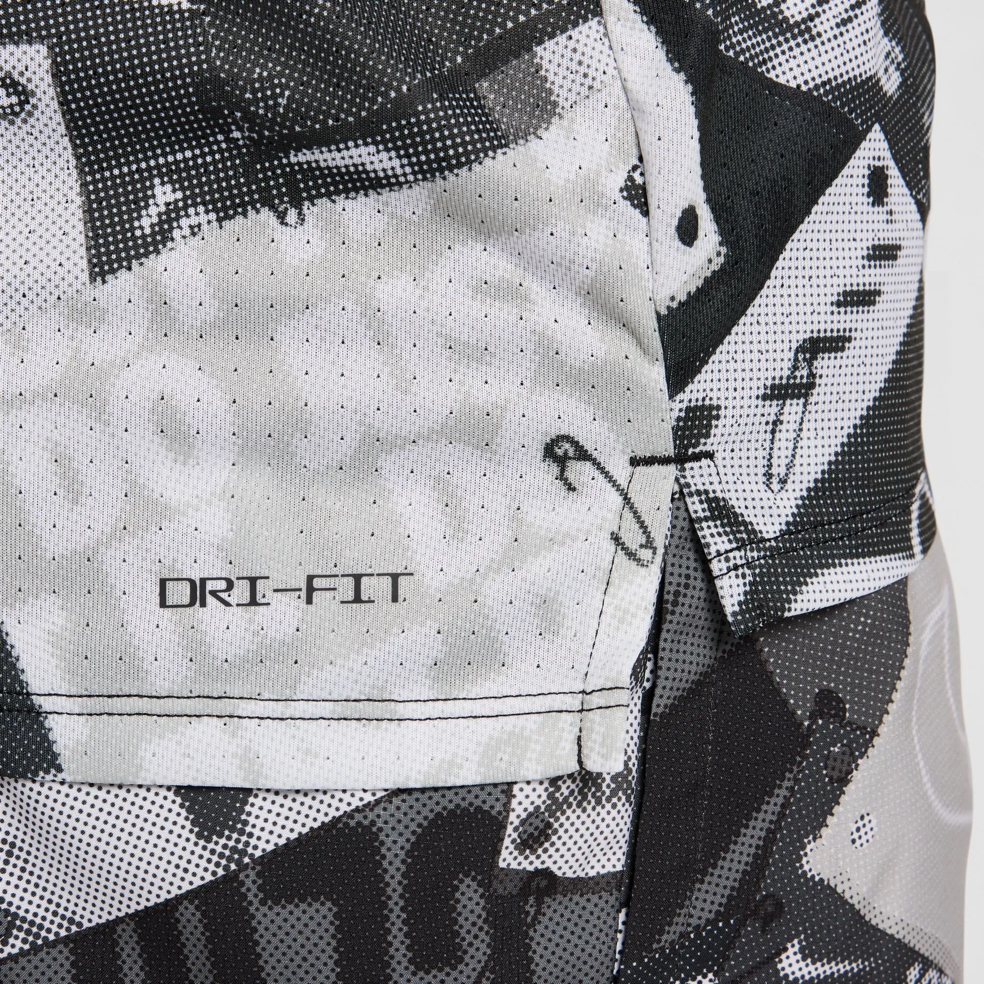 Men's Fast Run Energy Dri-FIT Running Singlet (045 - Off Noir/Reflective Silver)