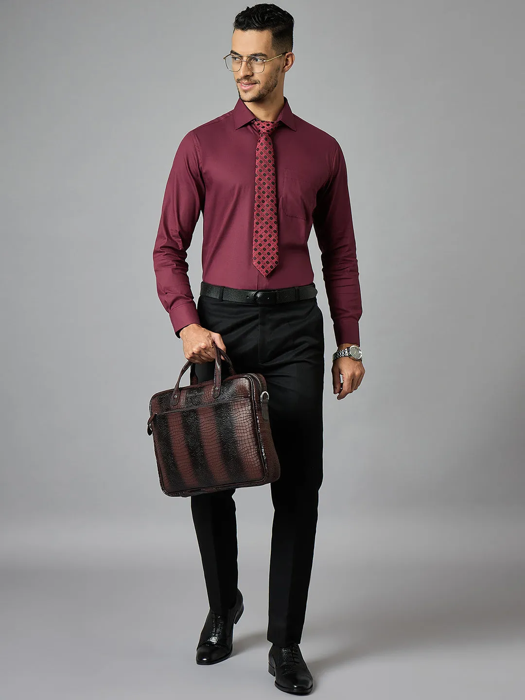 Men's Textured Red Full Sleeves Regular Fit Formal Shirt