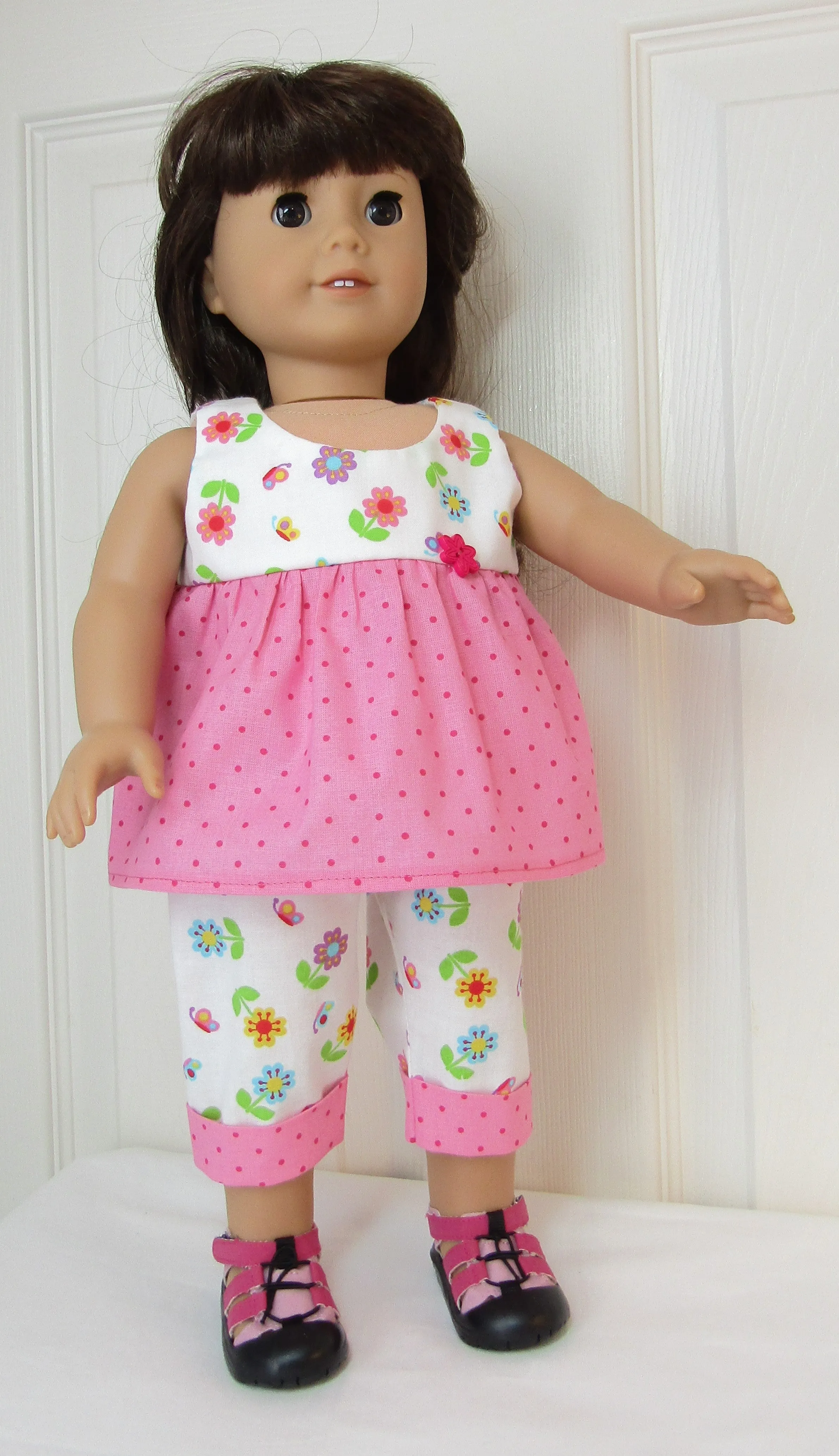 Outdoor Sports Sandals 18 & 15 inch Doll: Pink