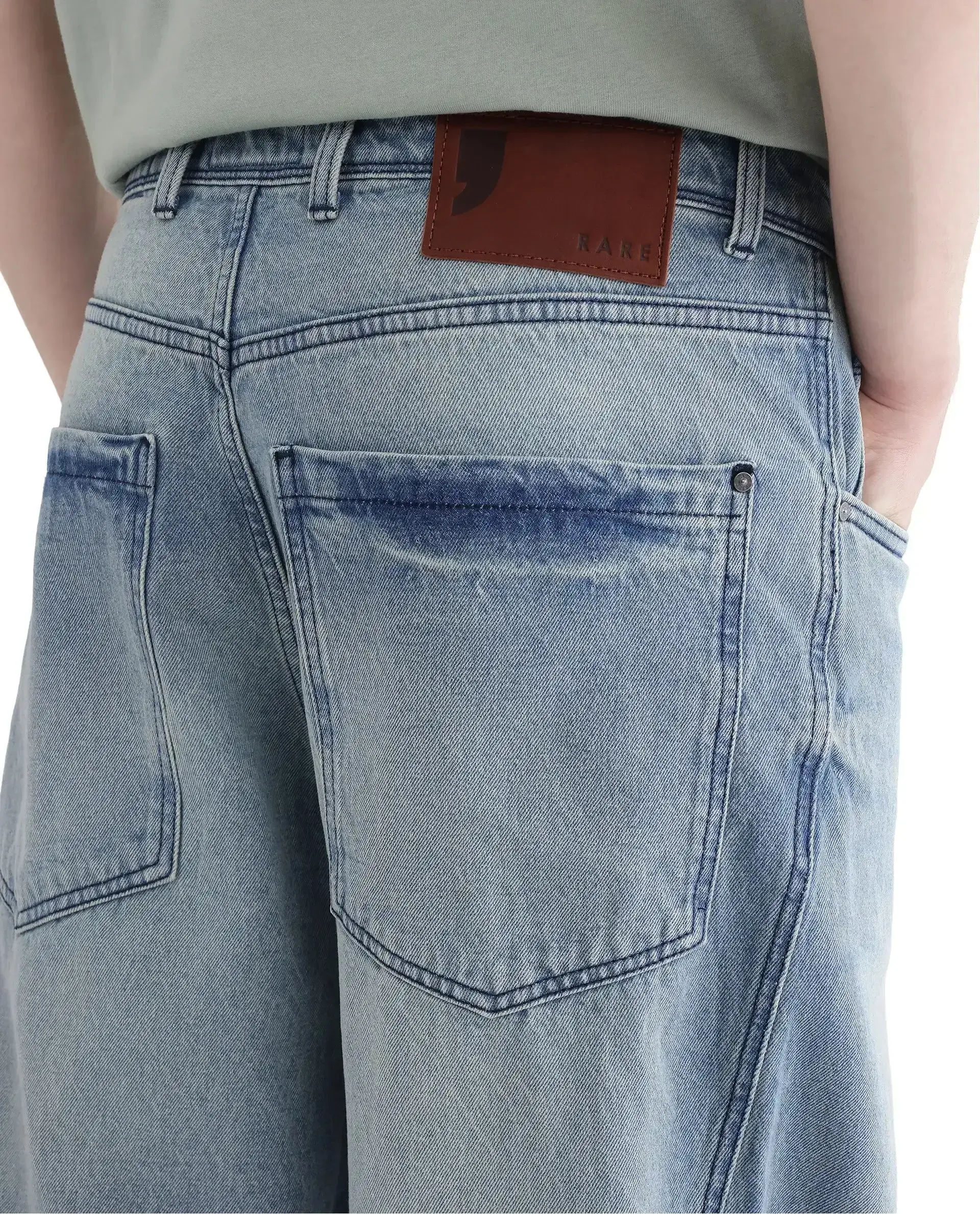 Rare Rabbit Men Bo Blue Cotton Fabric Light Wash Mid Rise Baggy Fit Jeans