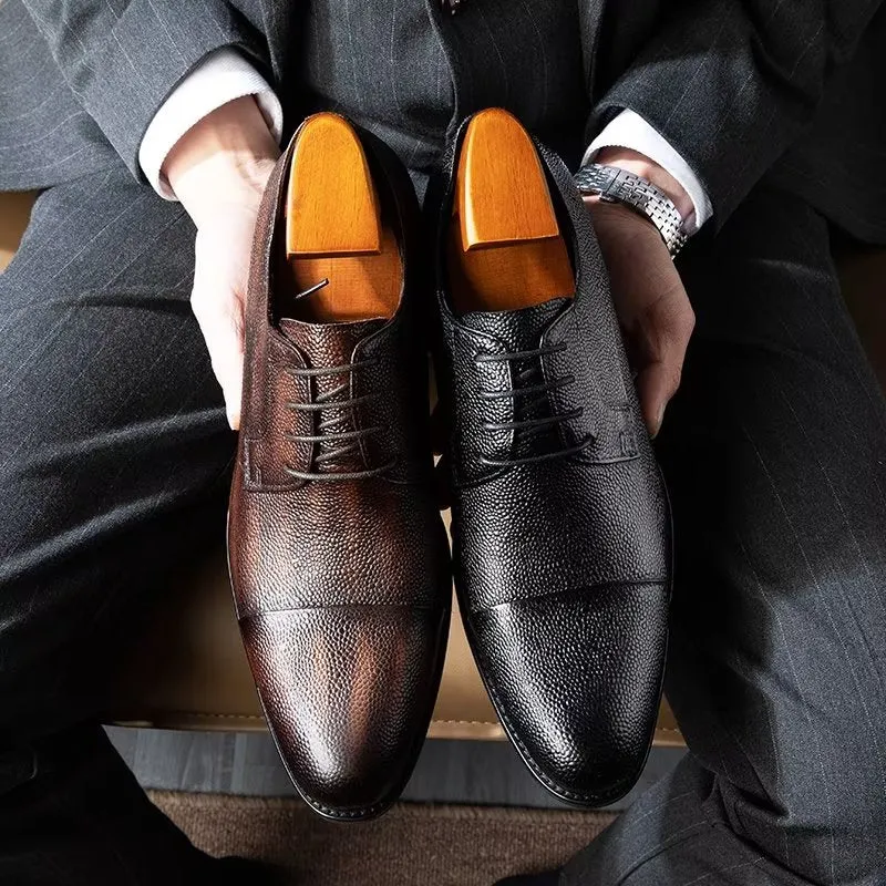 Serpatura Chic Lace-Up Footwear