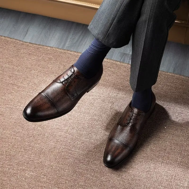 Serpatura Chic Lace-Up Footwear