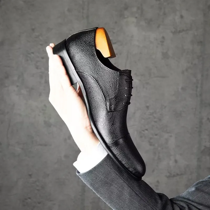 Serpatura Chic Lace-Up Footwear